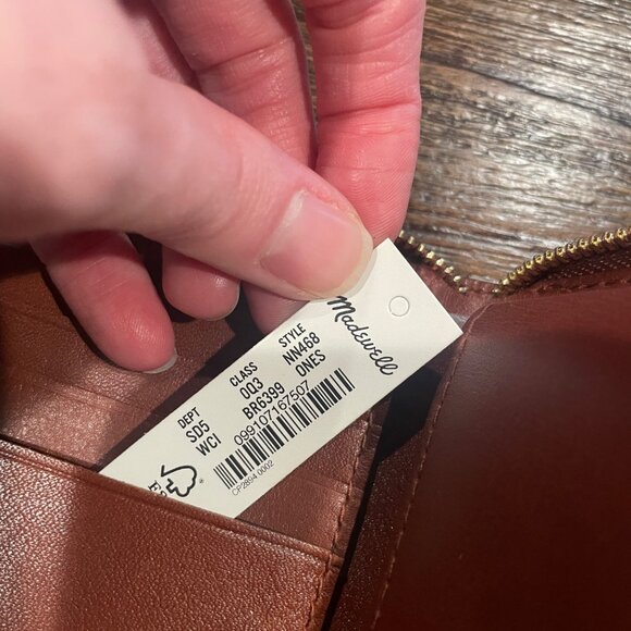 NWT Madewell Essential Zip Wallet Warm Cinnamon Brown Leather Square 4x4 NN468 - Picture 7 of 9